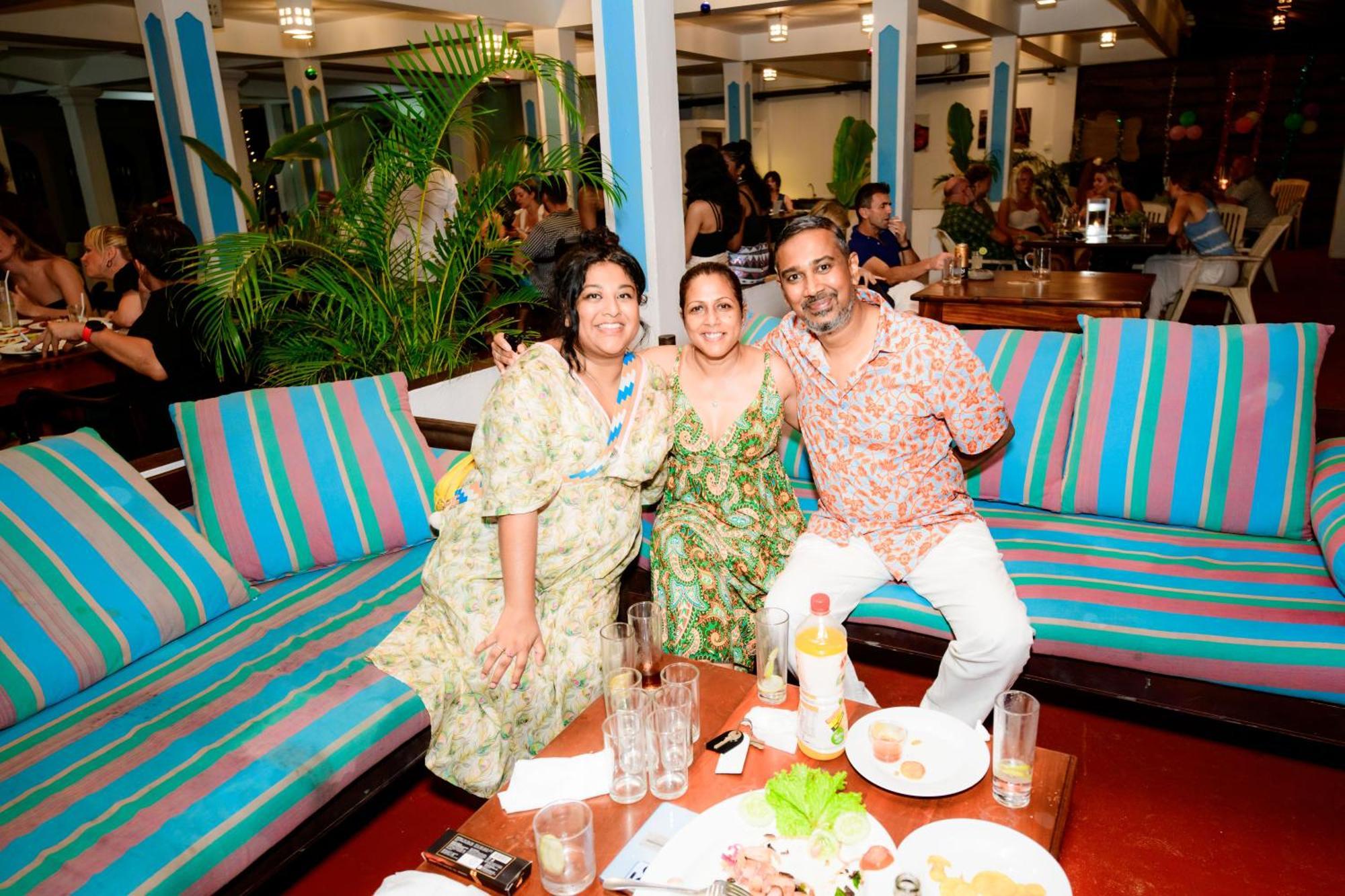 Royal Beach Hotel & Restaurant Hikkaduwa Bagian luar foto