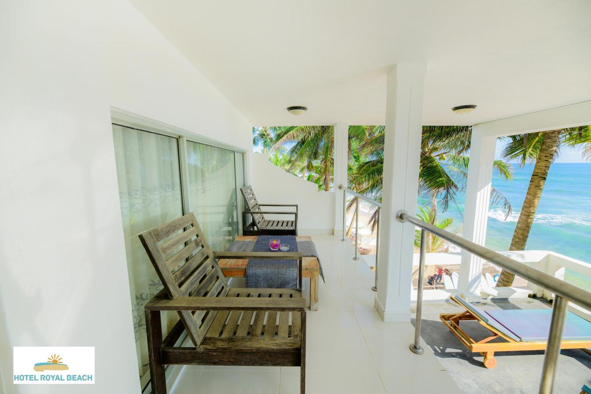 Royal Beach Hotel & Restaurant Hikkaduwa Bagian luar foto