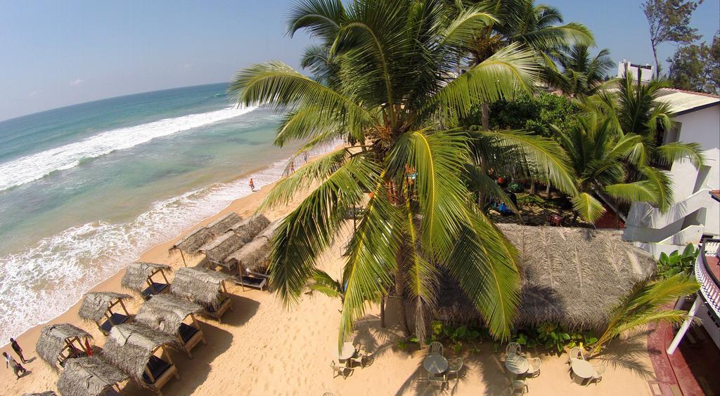 Royal Beach Hotel & Restaurant Hikkaduwa Bagian luar foto