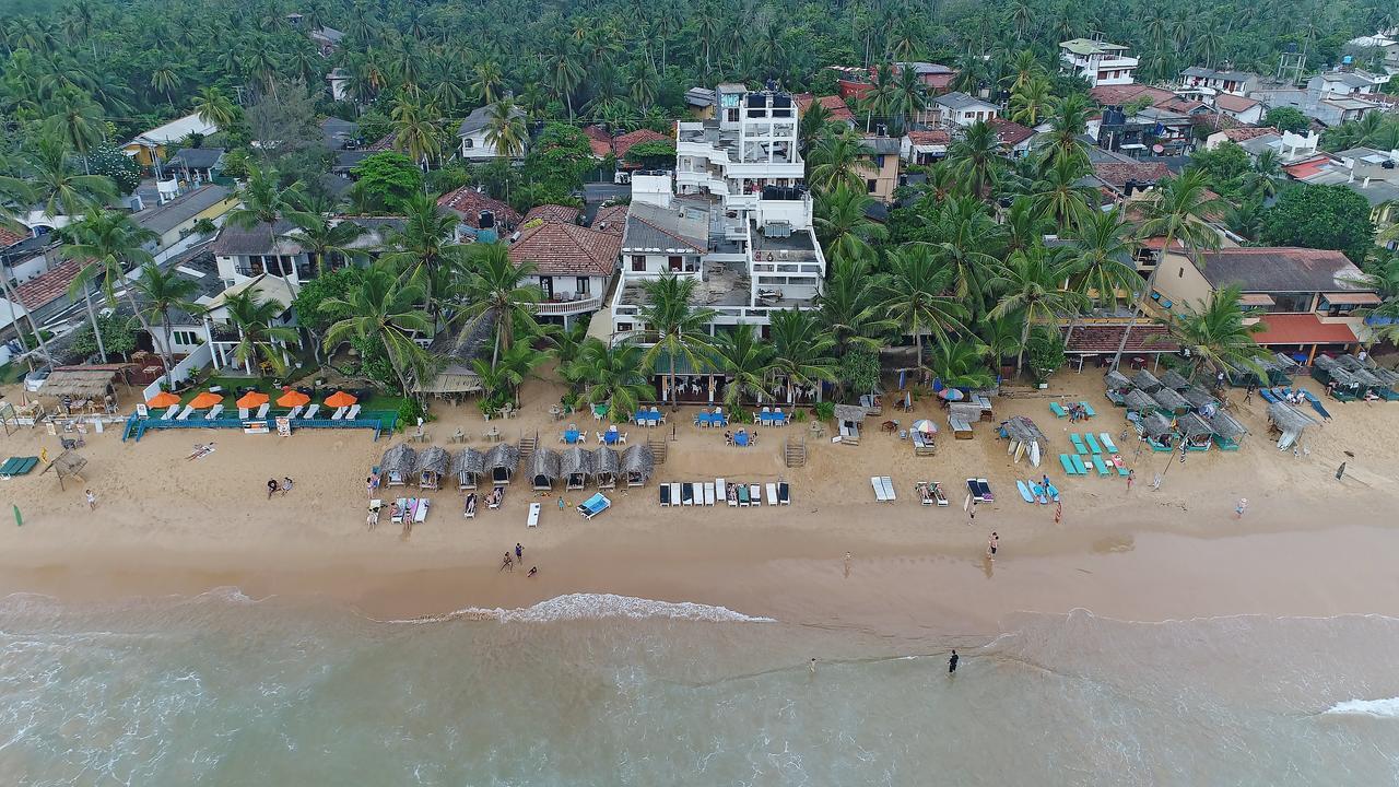 Royal Beach Hotel & Restaurant Hikkaduwa Bagian luar foto